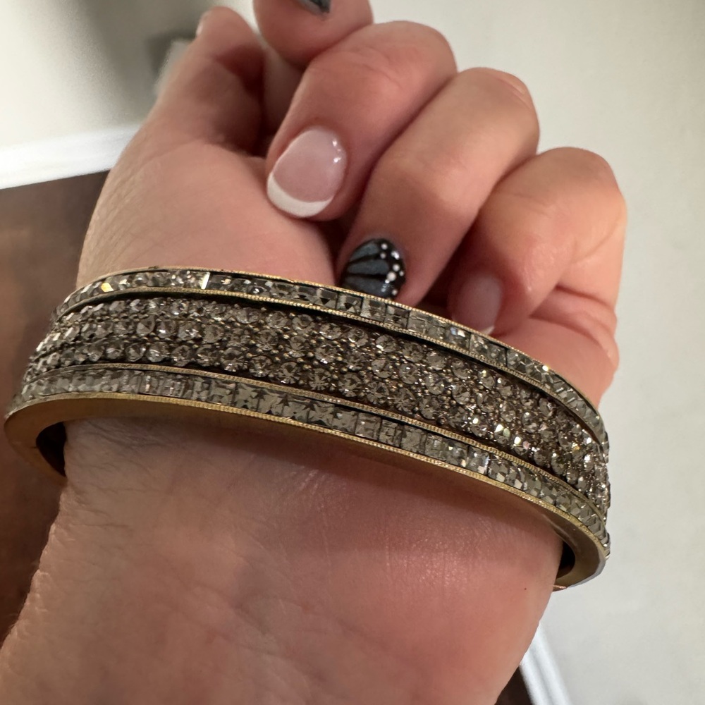 Heidi Daus Elegant Turquoise and Silver Bracelet - Picture 8 of 13